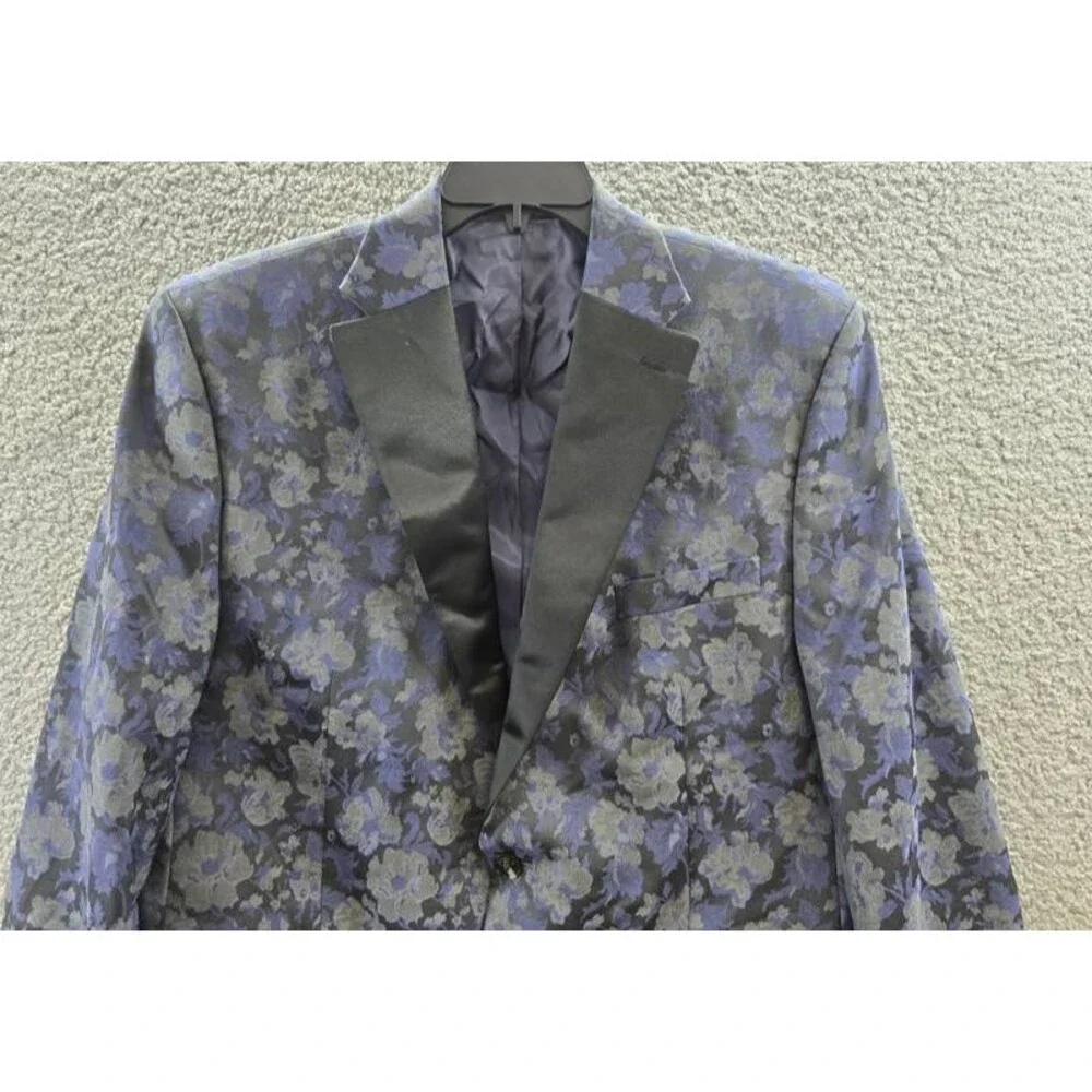Tayion Classic-Fit Floral Jacquard Dinner Jacket Men's 42R Grey/Purple Notch